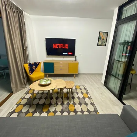Parrot's House- Yumbo Center Apartament Playa del Inglés