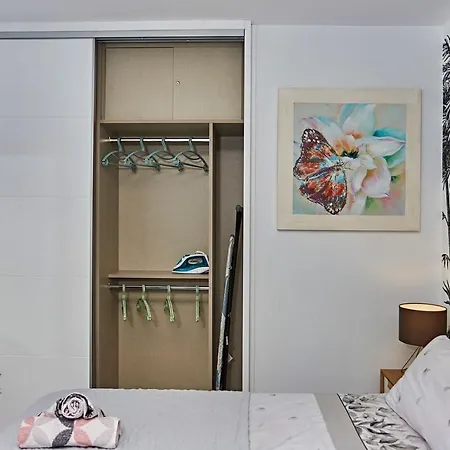 Parrot's House- Yumbo Center Apartament